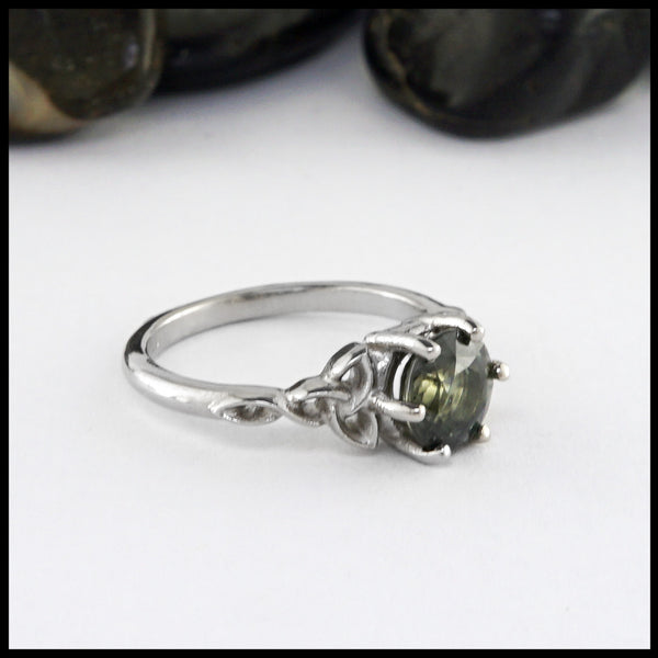 green sapphire ring 