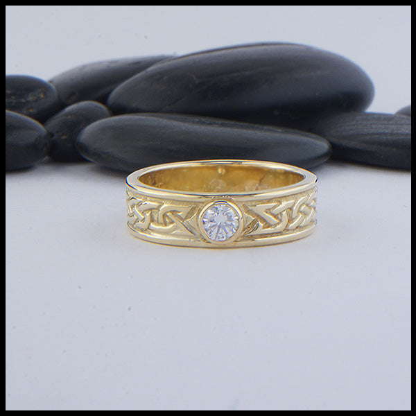 Josephine's Knot band in 14K Yellow band with Diamond