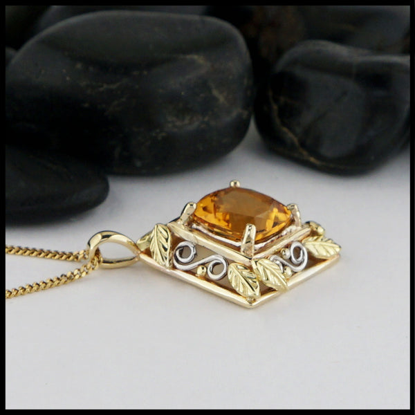 gold citrine pendant
