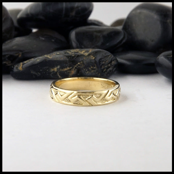 Narrow Pictish Key Pattern Ring in gold