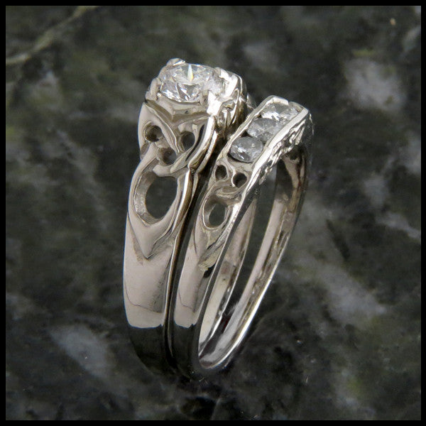 Cathedral Triquetra Diamond Celtic Knot Wedding Set