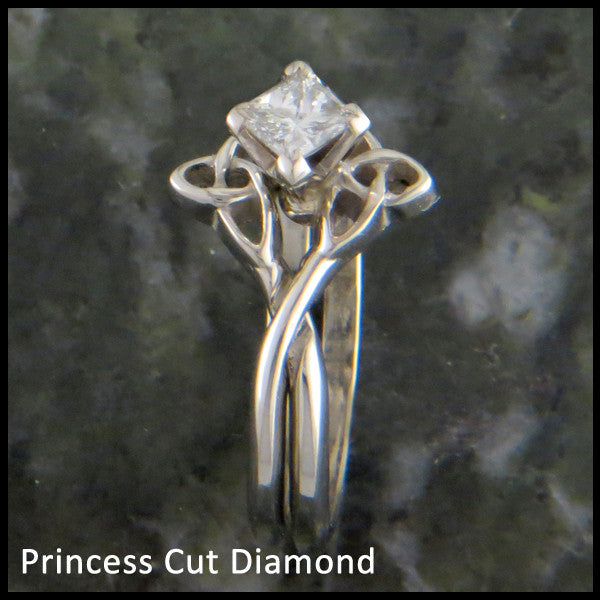 Triquetra Interlocking Engagement Ring Wedding Set with Diamond