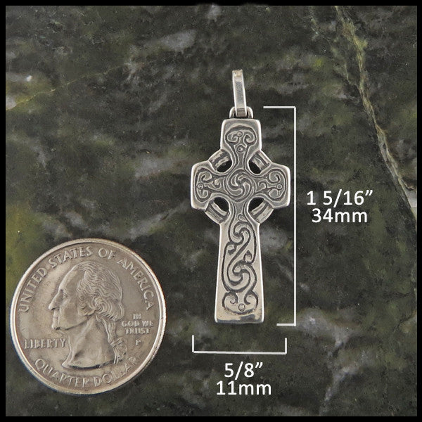 Inis Celtic cross in silver