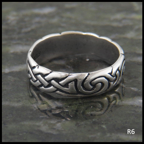 Spiral Knot Celtic Ring Band in Sterling Silver