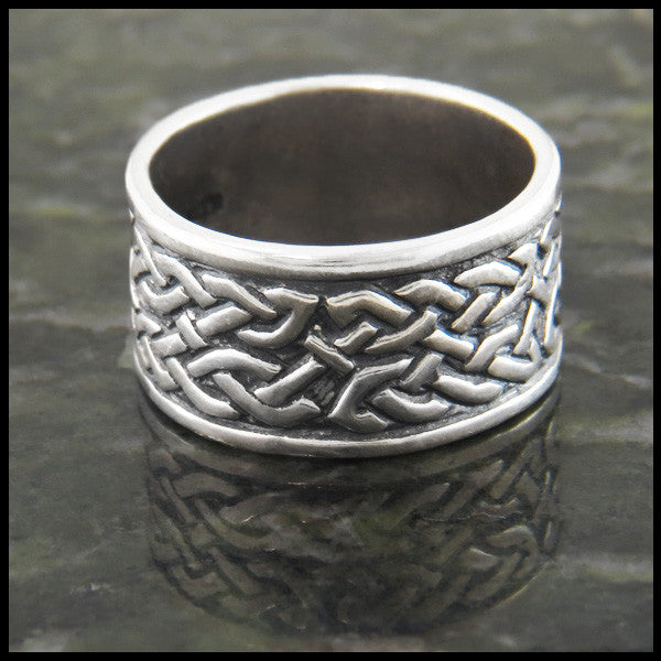 Men's Celtic Knot Band in Sterling Silver
