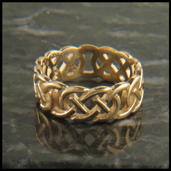 Open Josephine's Knot, Lover's Knot Celtic Ring Band in 14K Gold