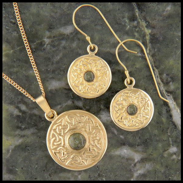 Wheel of Life earrings in Gold with Gemstones