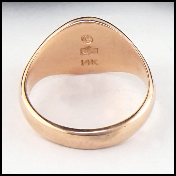 Reverse view of Simple Celtic Cross ring in gold