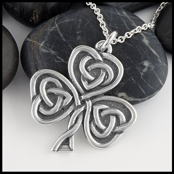 CelticMommy: How to make custom oval necklaces