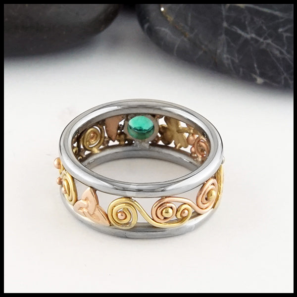 Shamrock and Triquetra Emerald Band in gold