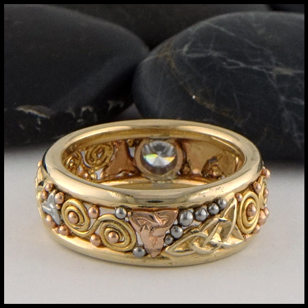 Reverse view of Diamond frame ring in 14K Yellow, White and Rose gold