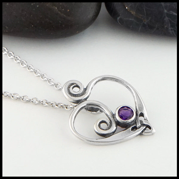 Anna's Heart Pendant in silver with Amethyst