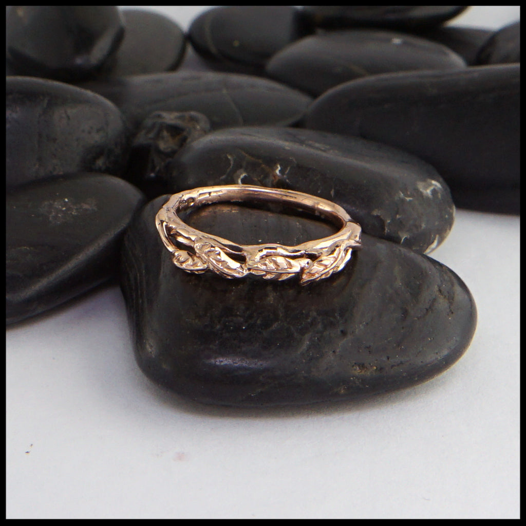 Leaf and Vine Detail on rose gold ring set