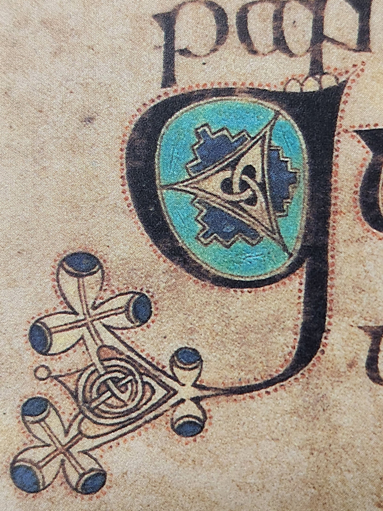 The Triquetra: What Does the Celtic Trinity Knot Really Mean?