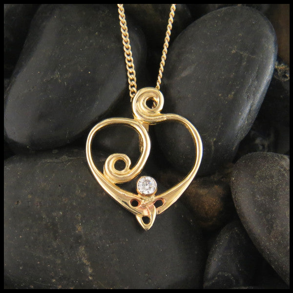 Celtic Pendants and Necklaces in 14K Yellow, Rose and White Gold