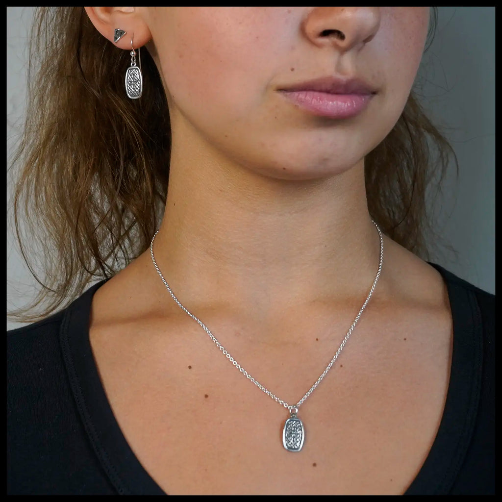 Maura's Knot Pendant  and earring set in Silver