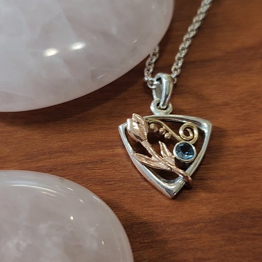 Aquamarine & Tulip Pendant