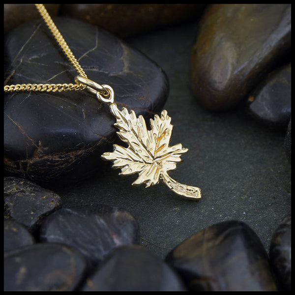 Maple Leaf Pendant and Earrings Set in Gold