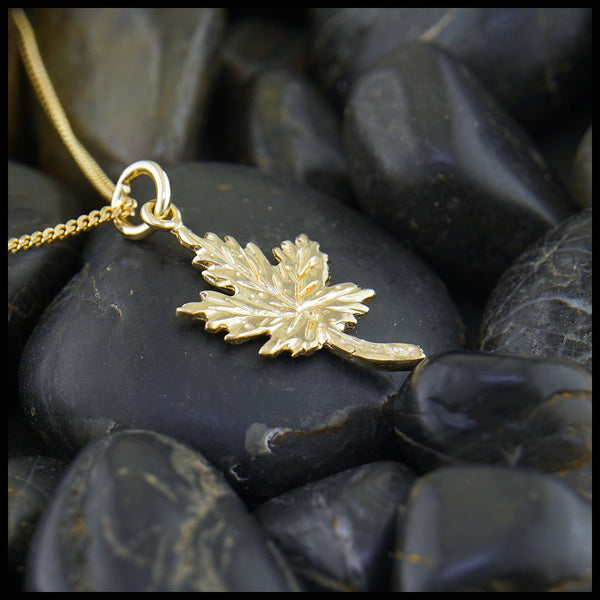 Maple Leaf Pendant in Gold