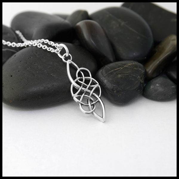 Le Chéile Pendant in Silver