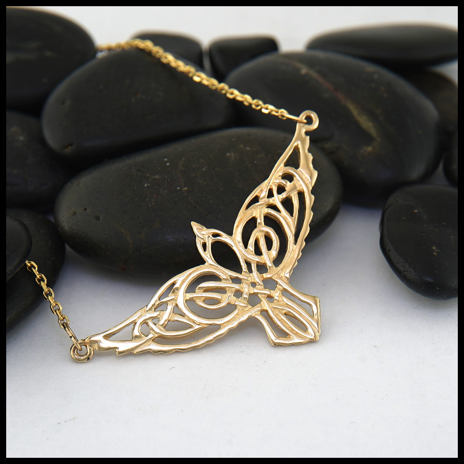Gold Celtic Knot Necklace, Heart Necklace - Etsy | Celtic heart knot, Wire  crochet jewelry, Heart necklace diy