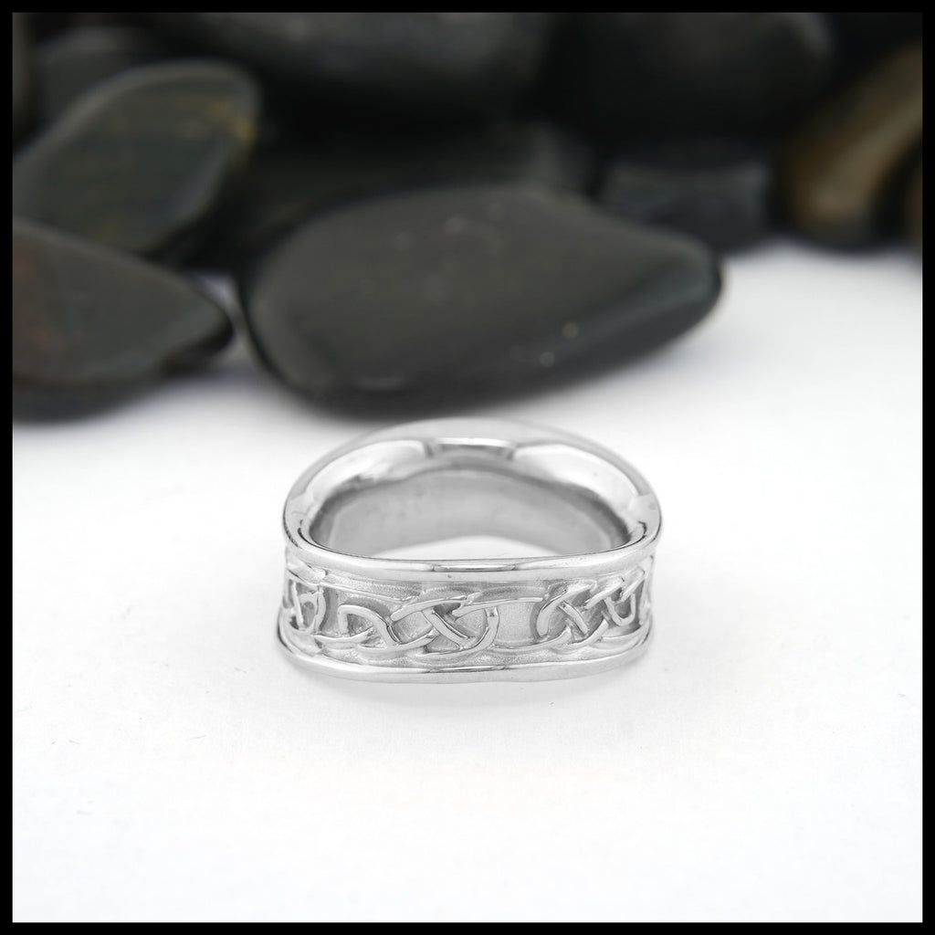 Manánn Ring in 14K Gold Side 2