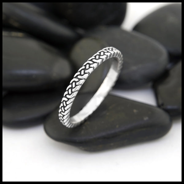 Narrow Josephine's Knot Ring in Silver style 2