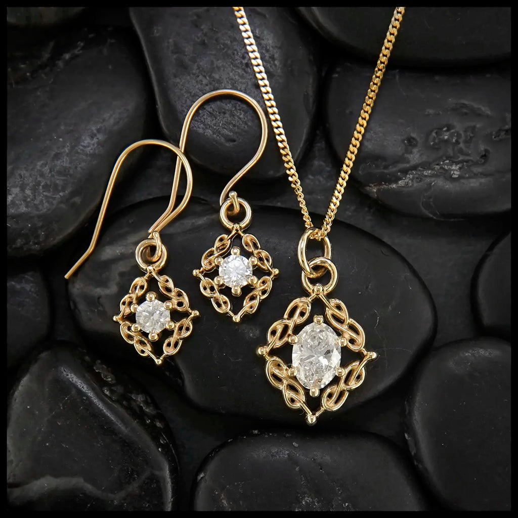 Woven Diamond Set in 14K Gold