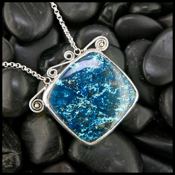 Shattuckite Pendant in Sterling Silver and 18K Gold