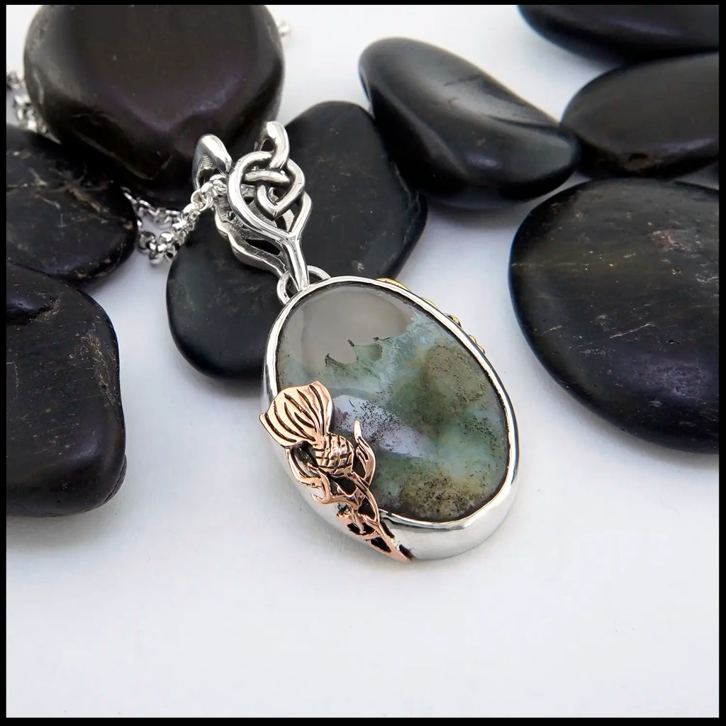 Agate Pendant set in Sterling Silver, 14K Rose Gold, and 18K Yellow Gold.