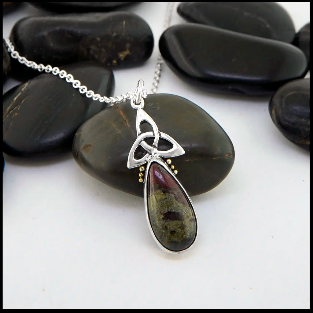 Agate Pendant in Sterling Silver and 18K Gold