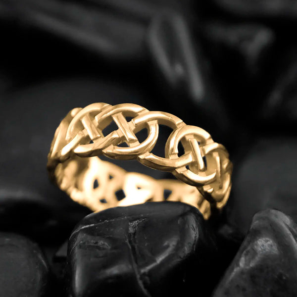 Open Josephine's Knot ring in 14K Gold