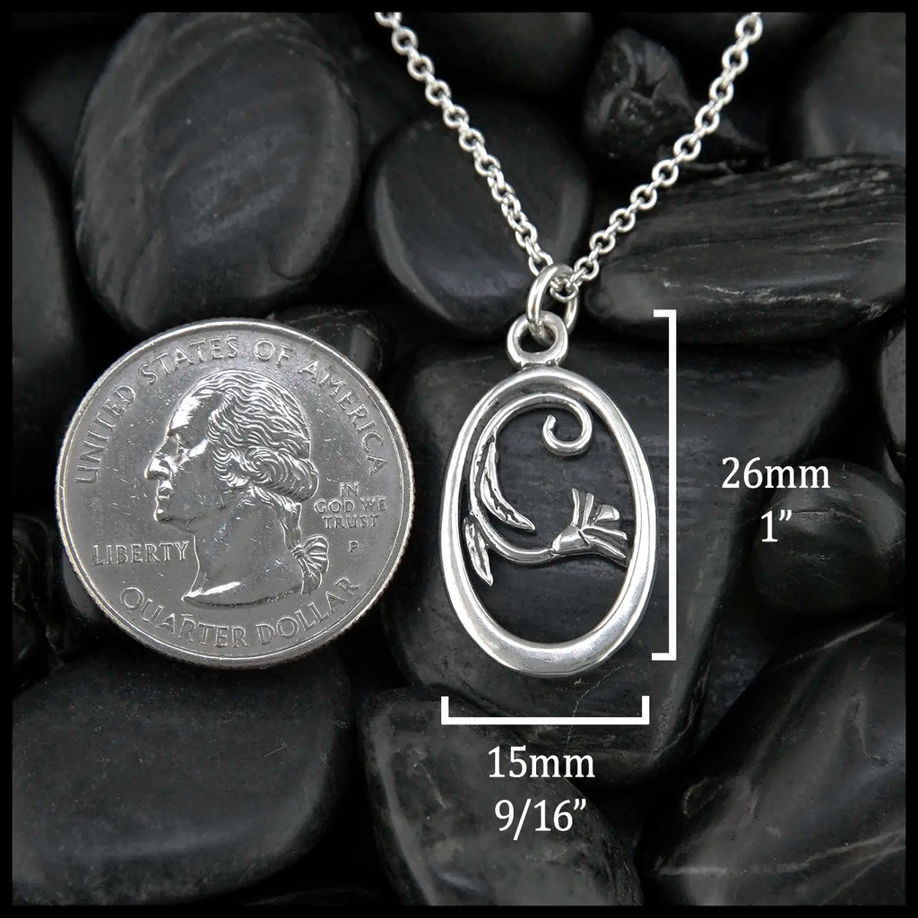 Spring Flower Pendant in Sterling Silver
26mm x 15mm