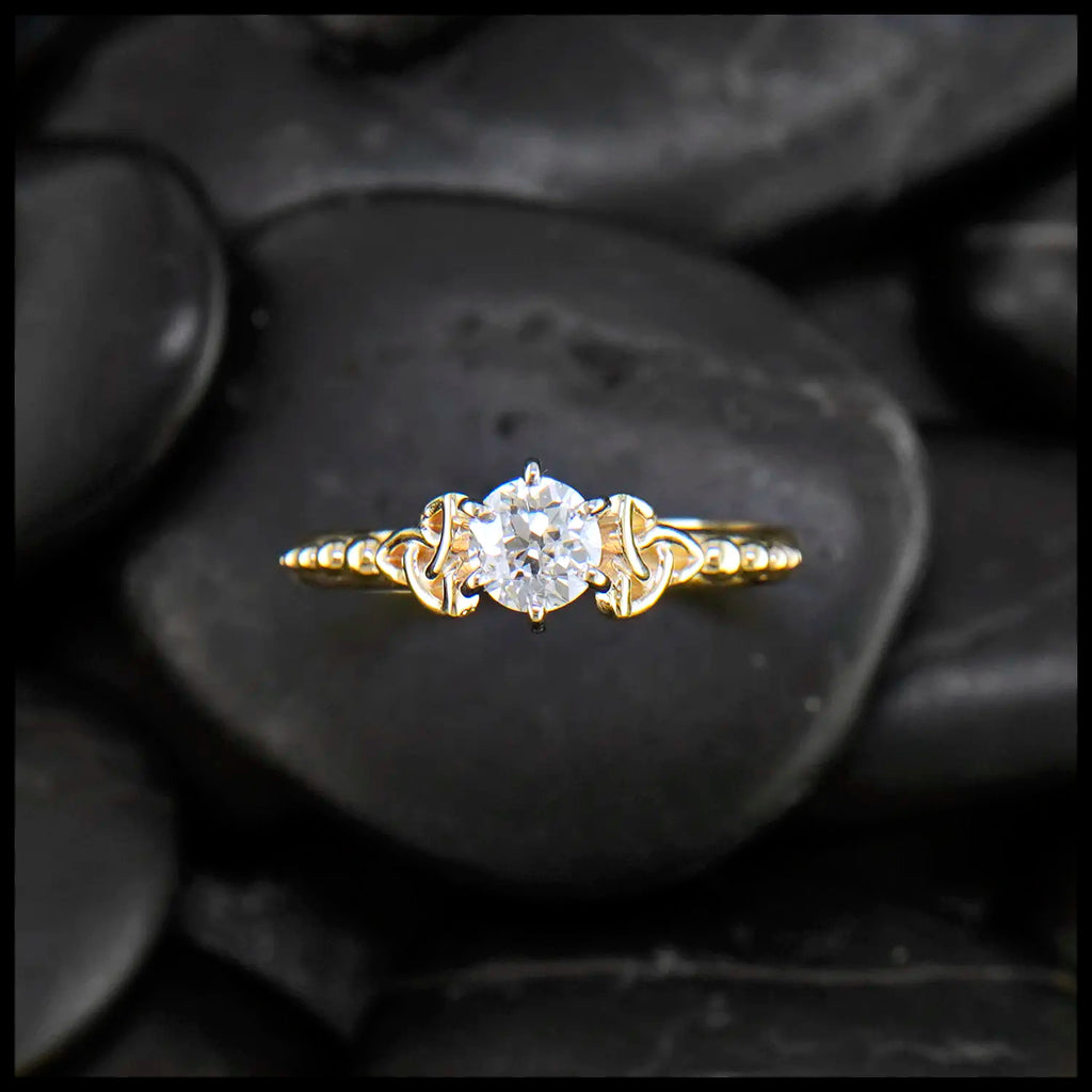 Trinity Knot Diamond ring in 14K Gold