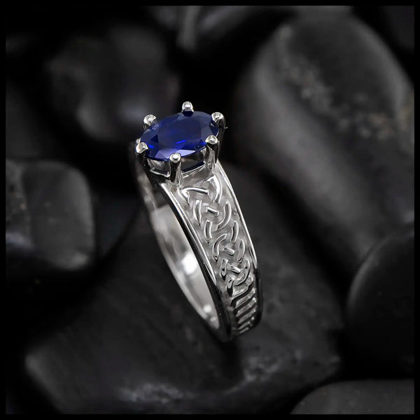 Oval Sapphire Tapered Knot ring in 14K White Gold