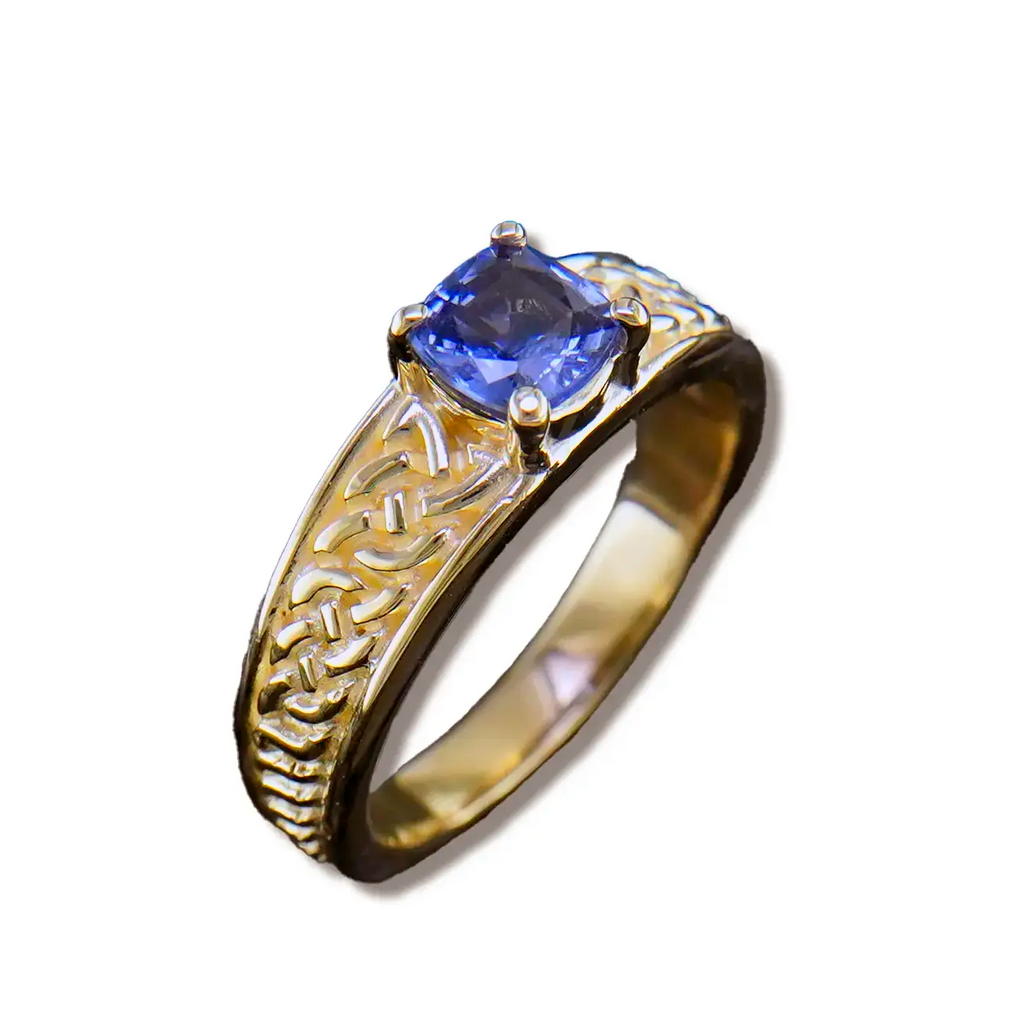 Ceylon Sapphire Tapered Knot ring in 14K Yellow Gold