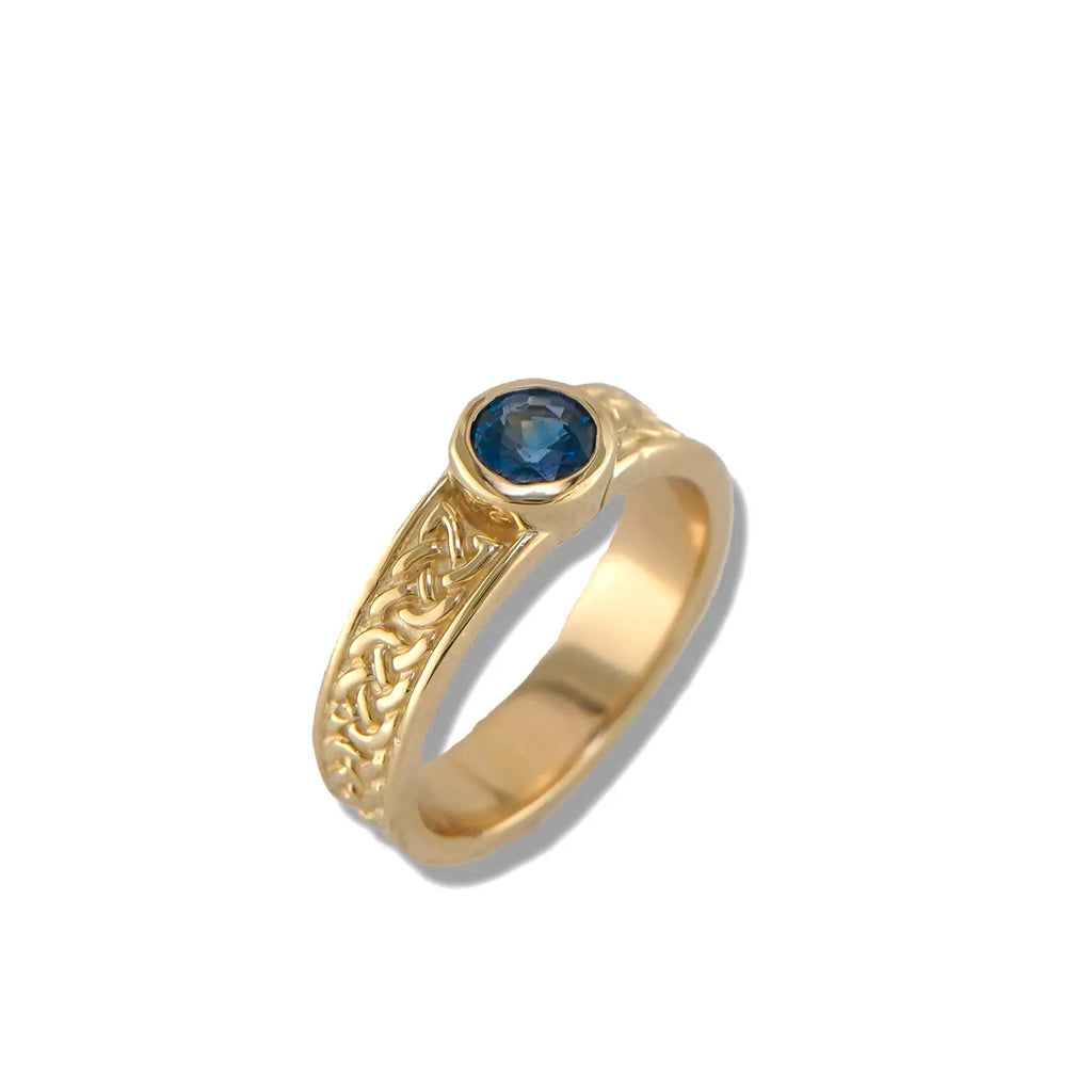 Modern Josephine's Knot With Sapphire