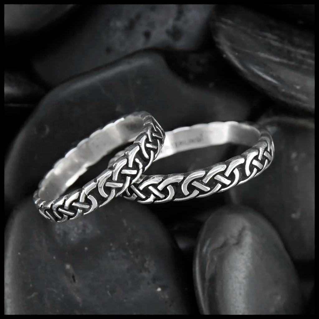 Narrow Josephine’s Knot Ring in Sterling Silver
