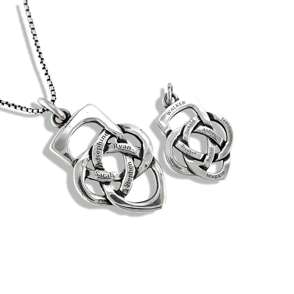 Personalized Father's Knot Pendant or Key Ring in Sterling Silver