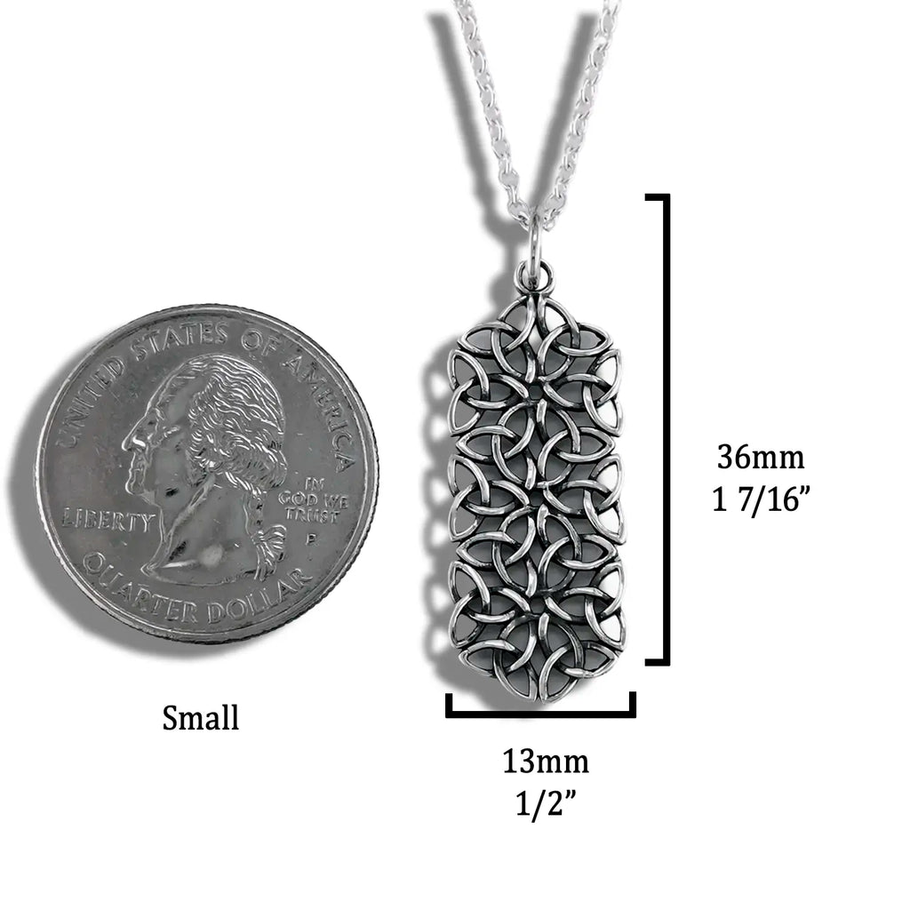 Manu Pendant in Sterling Silver