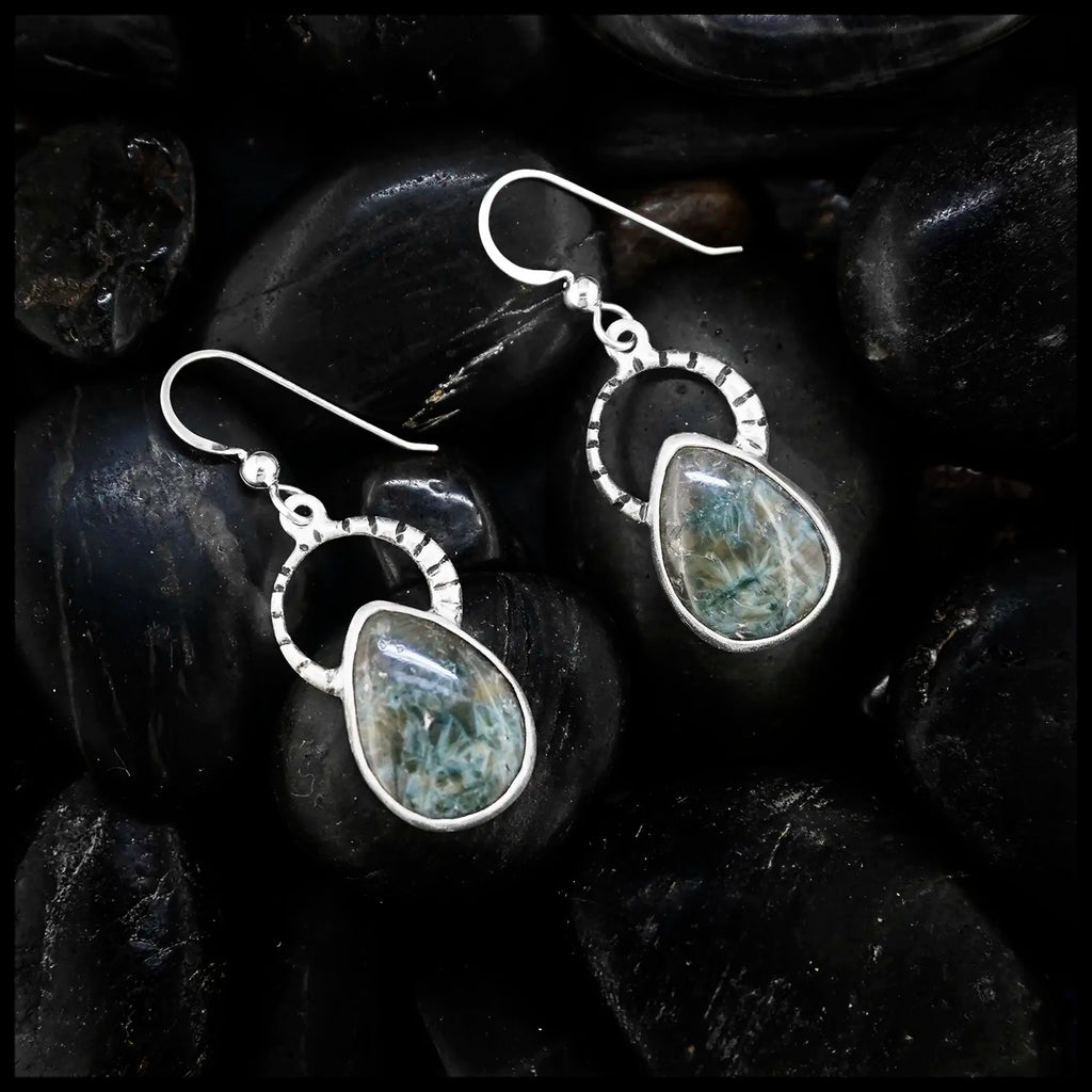 Custom teardrop shaped green agate drop earrings set in silver with textured silver arches attached to ear wire