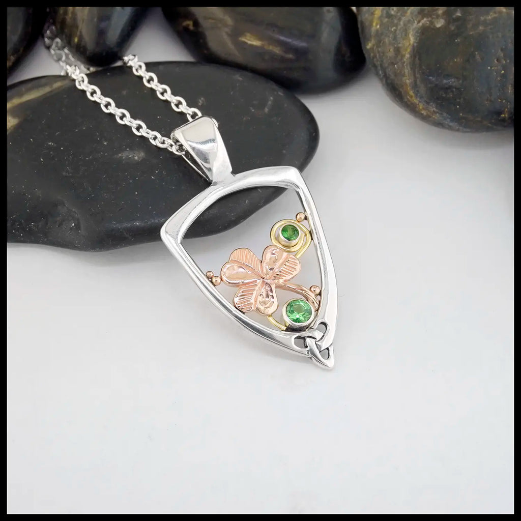Pendant with Shamrock and Tsavorite