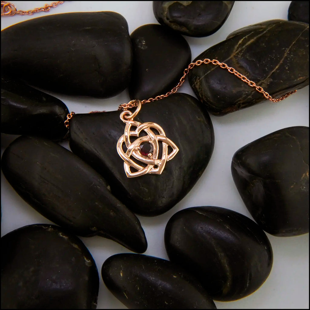 Rhodolite Garnet Trinity Knot Heart Pendant in Gold