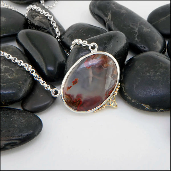 Seam Agate Pendant in Sterling Silver and 18K Gold