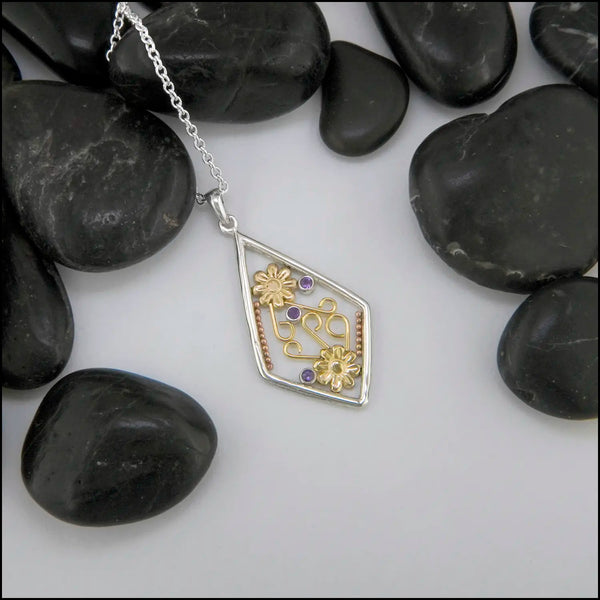 Daisy Flourish Pendant