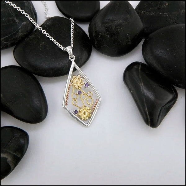 Daisy Flourish Pendant