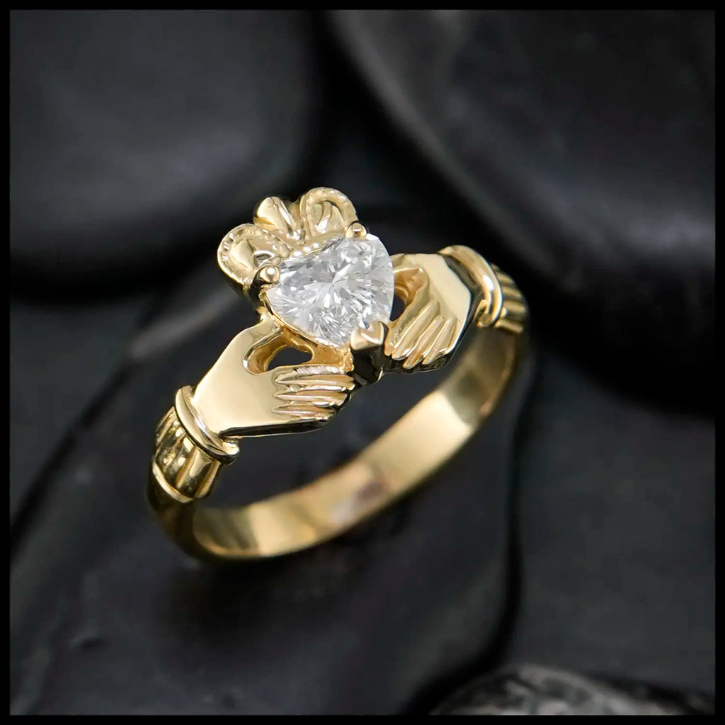 Heritage Claddagh Moissanite & Diamond Wedding Set
