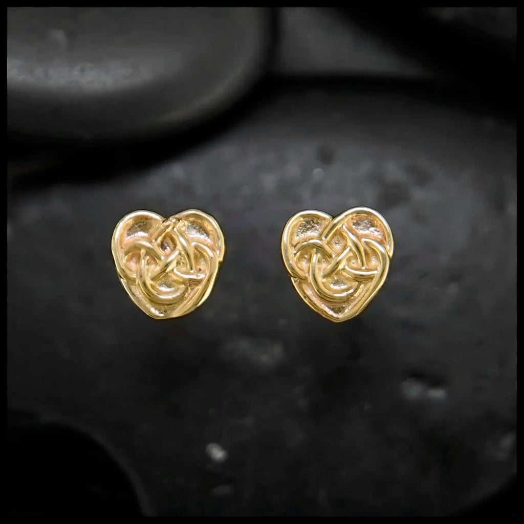 Robins Heart Post Earrings in 14K Gold