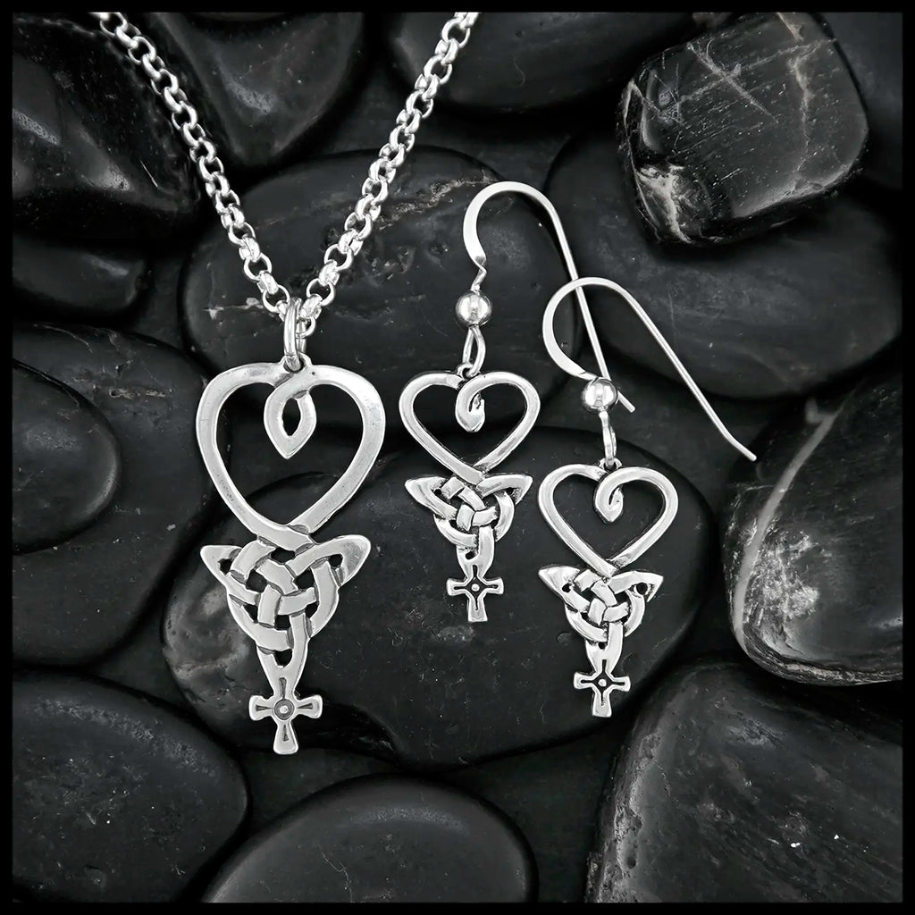 An Teor Celtic Heart Pendant and Earrings