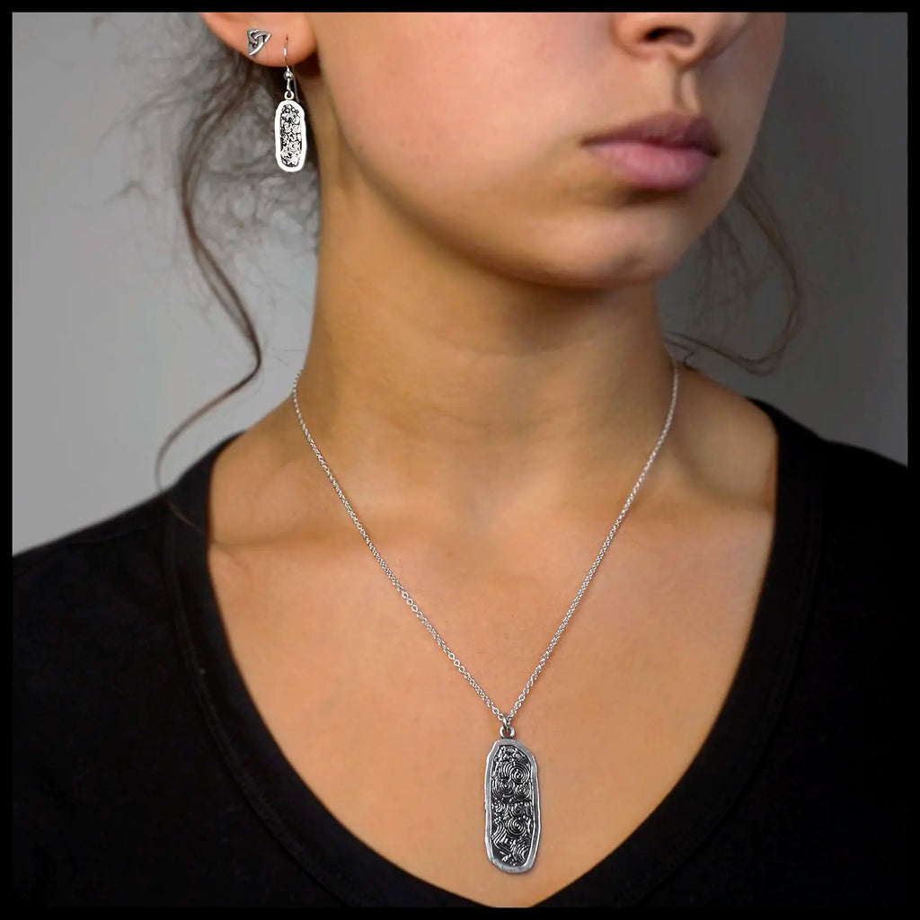 Newgrange Kerbstone Pendant and Earrings in Sterling Silver